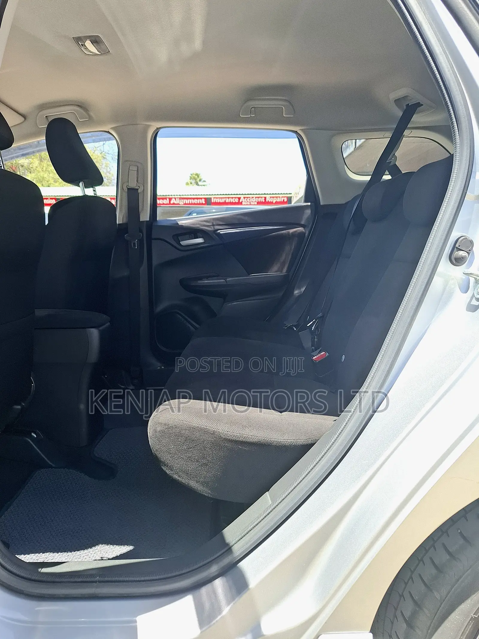 Honda Fit Shuttle 2019 Silver