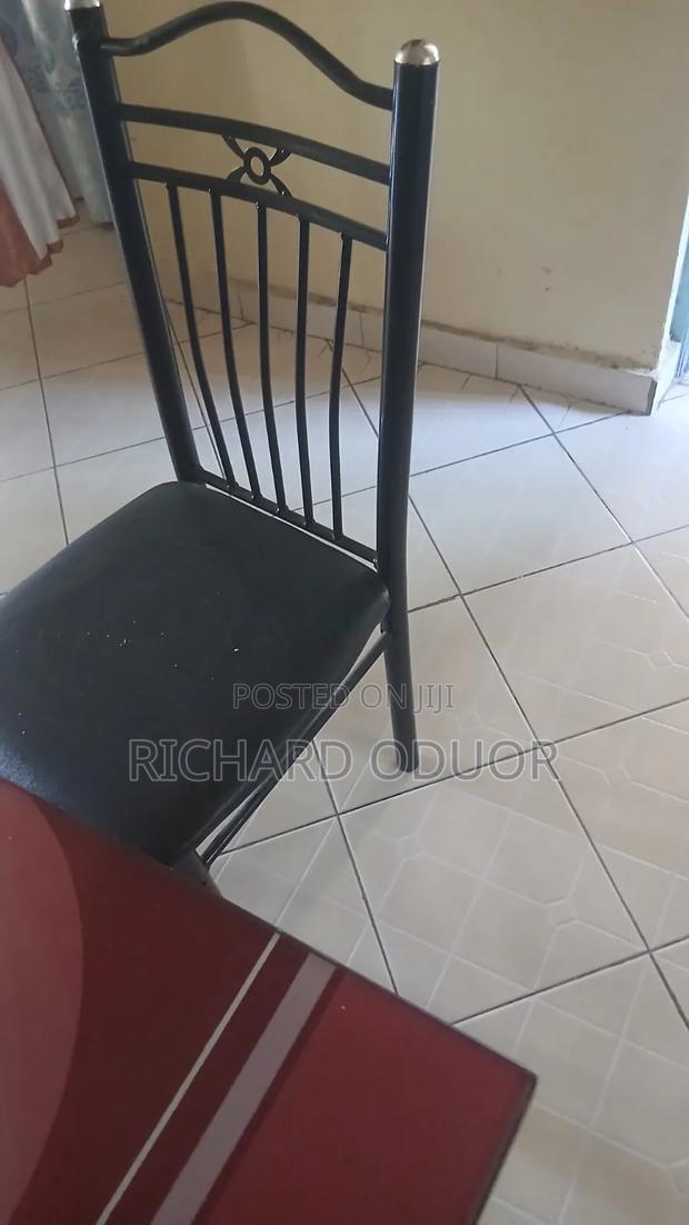 Quility Dinning Set Furniture