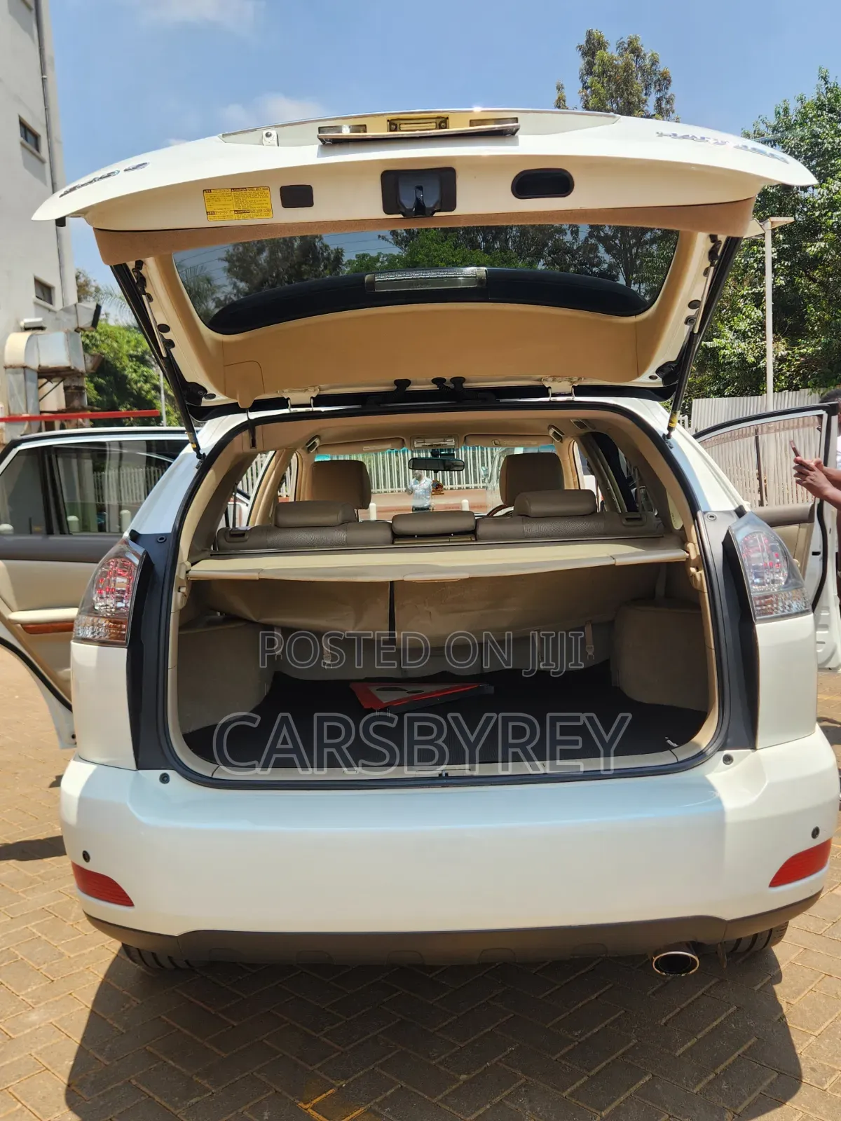 Toyota Harrier 2012 White