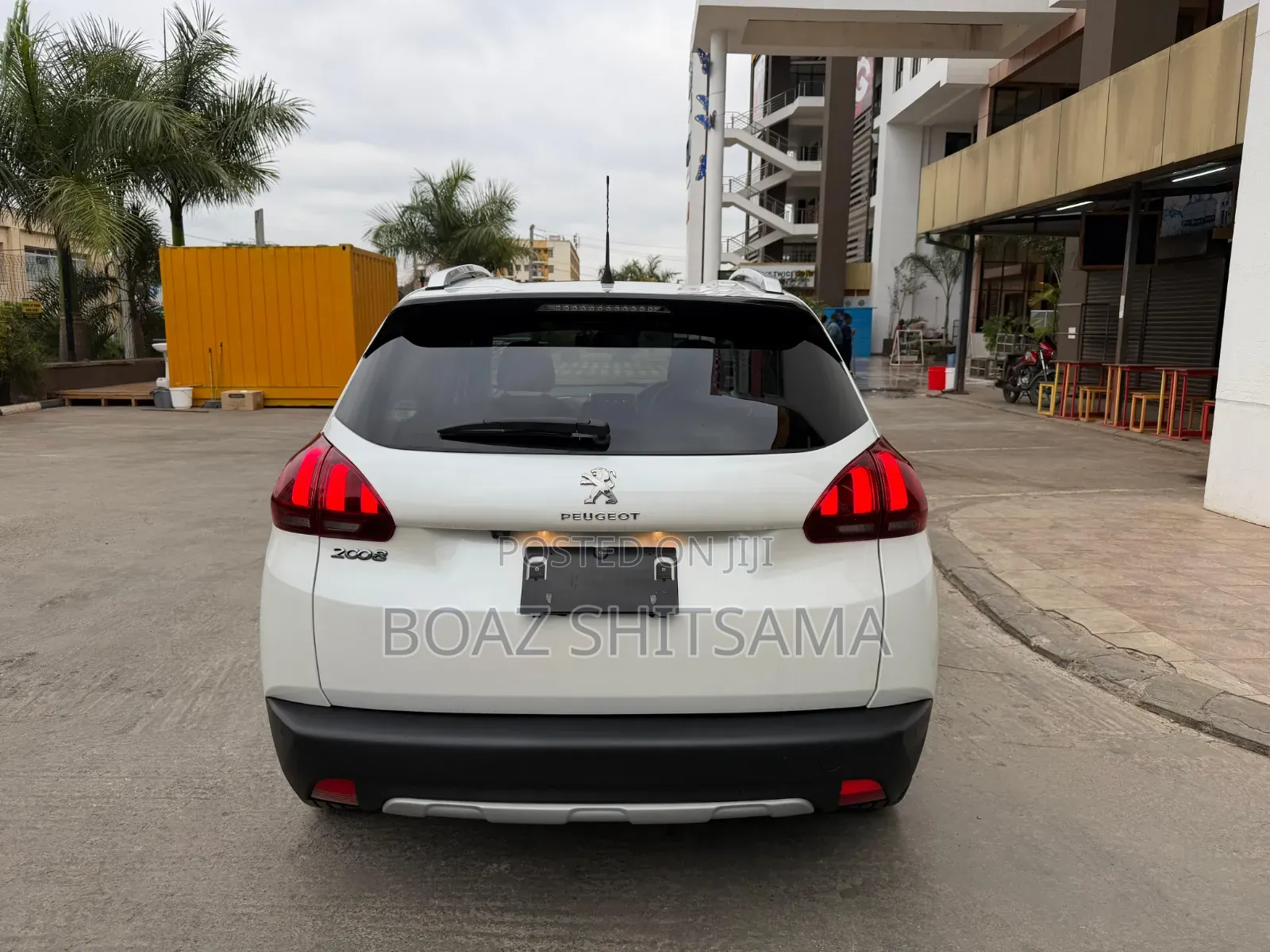 Peugeot 2008 2019 White