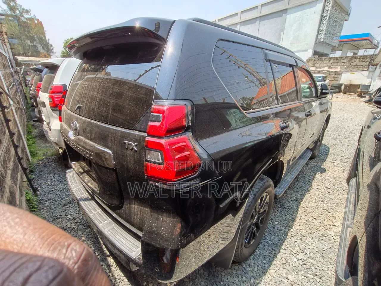 Toyota Land Cruiser Prado 2022 Black