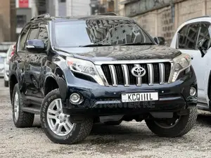 Toyota Land Cruiser Prado 2011