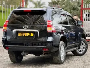 Toyota Land Cruiser Prado 2011