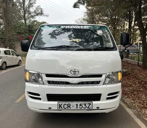 Toyota HiAce 2013 White