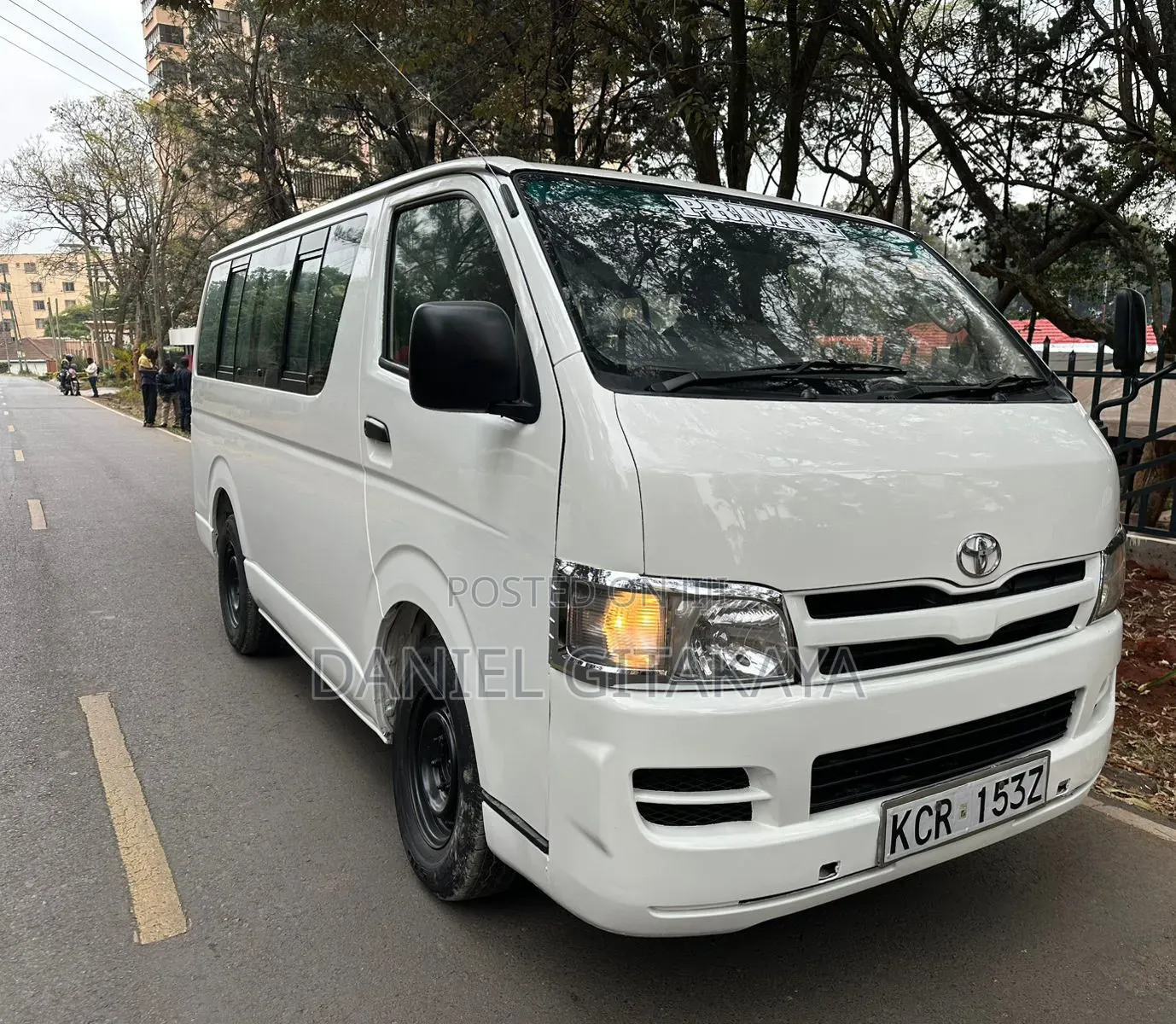 Toyota HiAce 2013 White