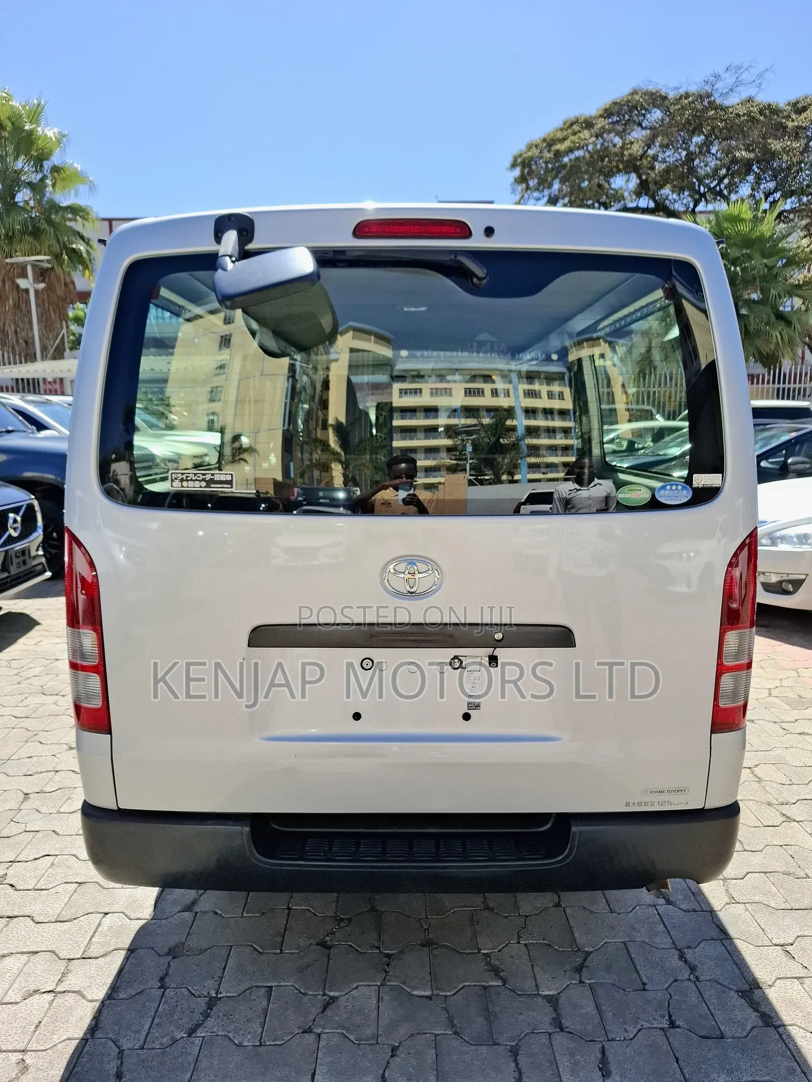 Toyota HiAce 2019 Silver