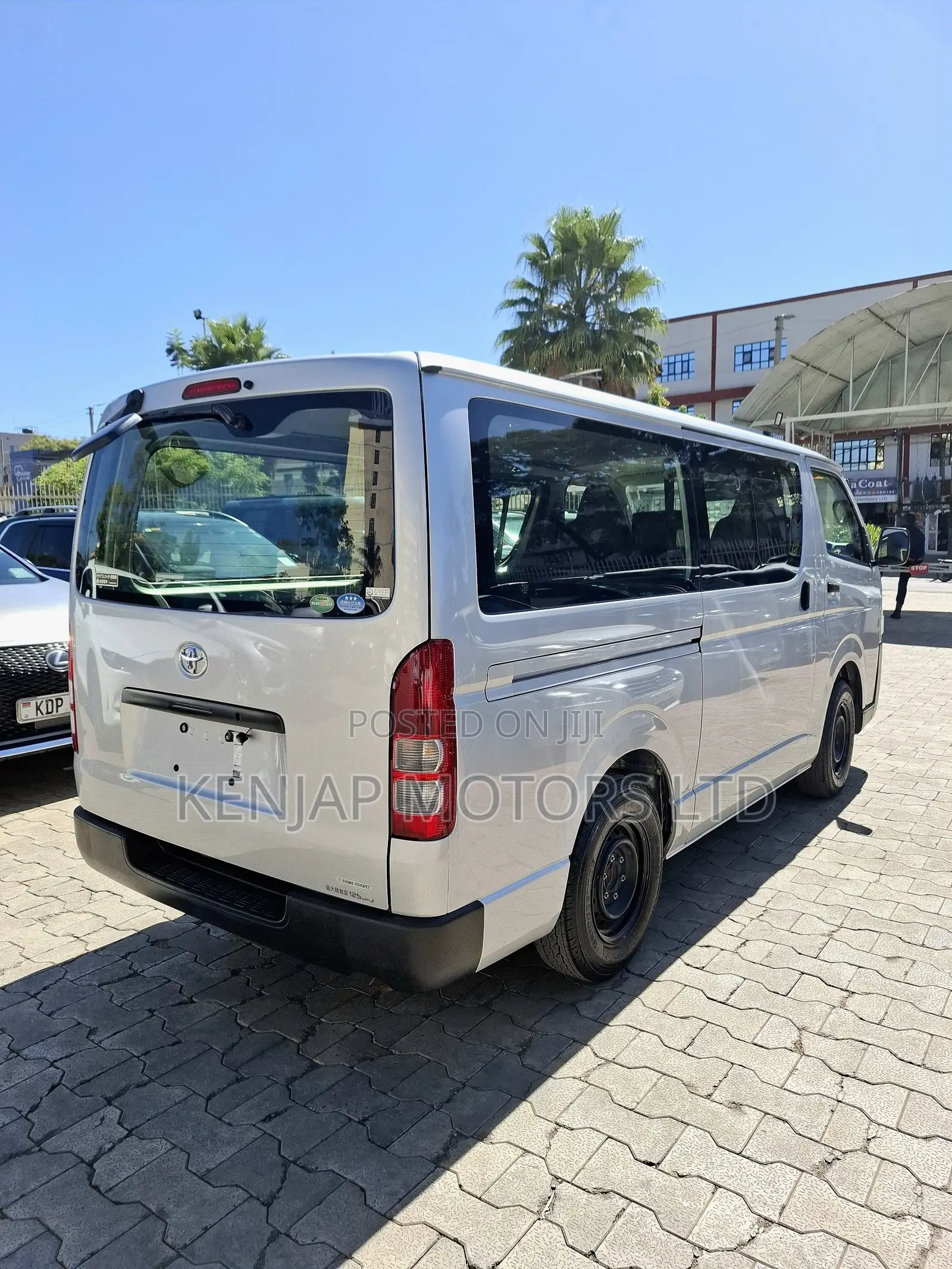 Toyota HiAce 2019 Silver