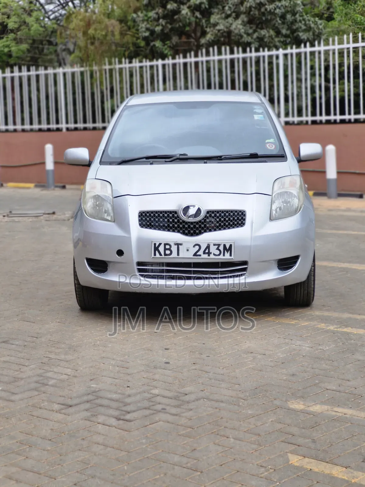 Toyota Vitz 1.3 AWD 3dr 2005 Silver