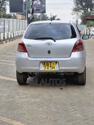 Toyota Vitz 1.3 AWD 3dr 2005 Silver