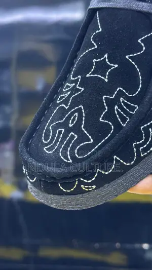 Wallabee X Supreme Western Cut Out Edition