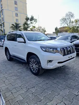 Toyota Land Cruiser Prado 2.8 2019 White