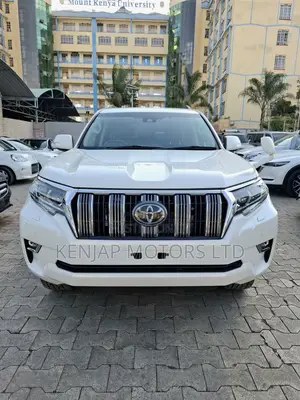 Toyota Land Cruiser Prado 2.8 2019 White