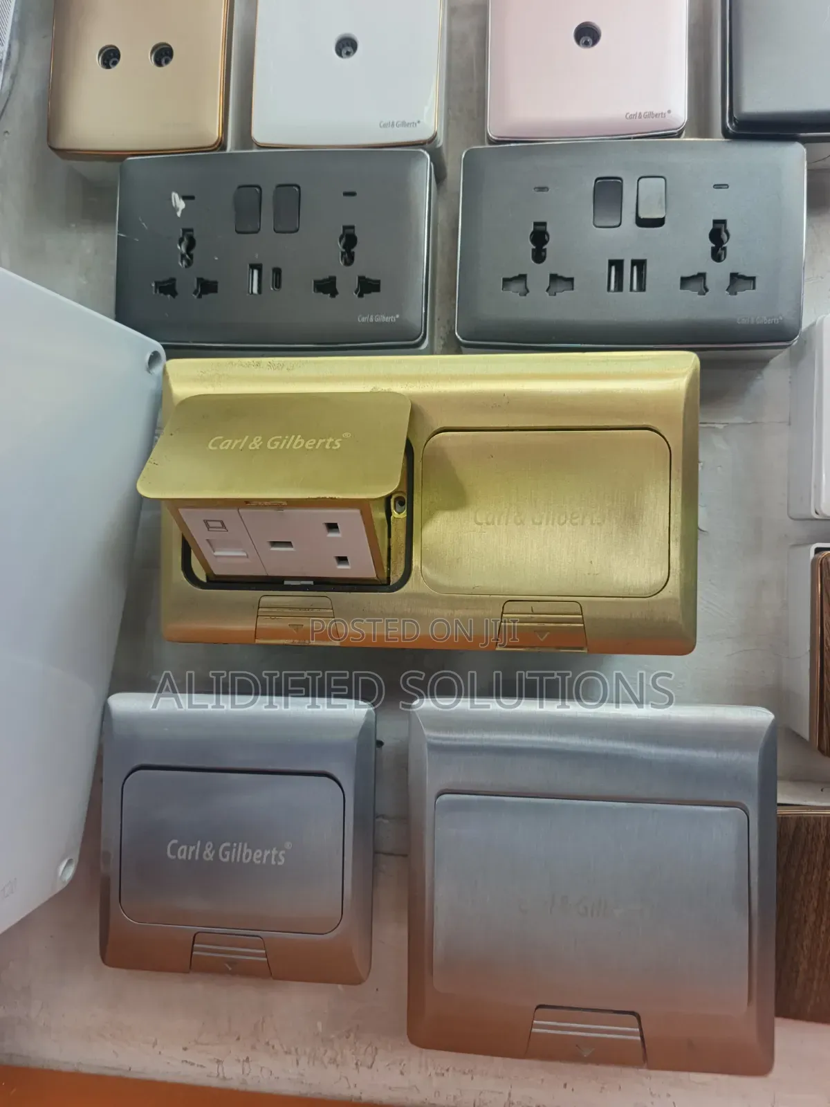 Quality Double Floor Socket With Data Entry