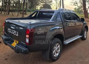 Isuzu D-MAX 2023 Gray
