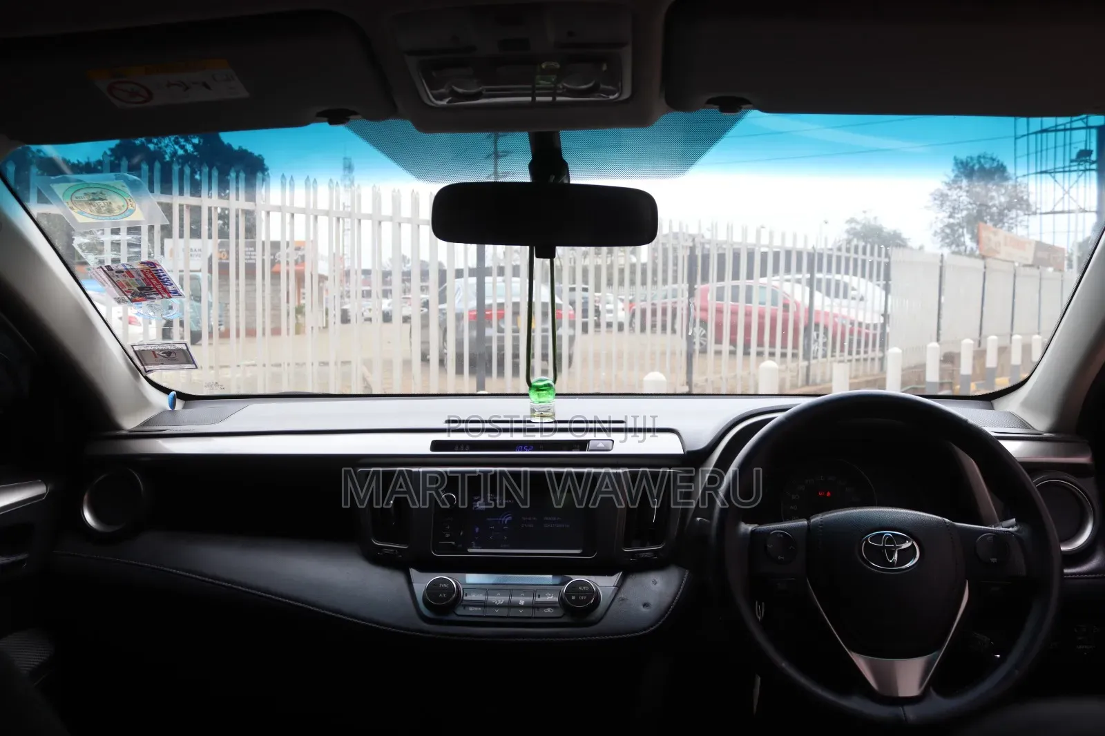 Toyota RAV4 Limited 4dr SUV AWD (2.5L 4cyl 6A) 2014 Silver