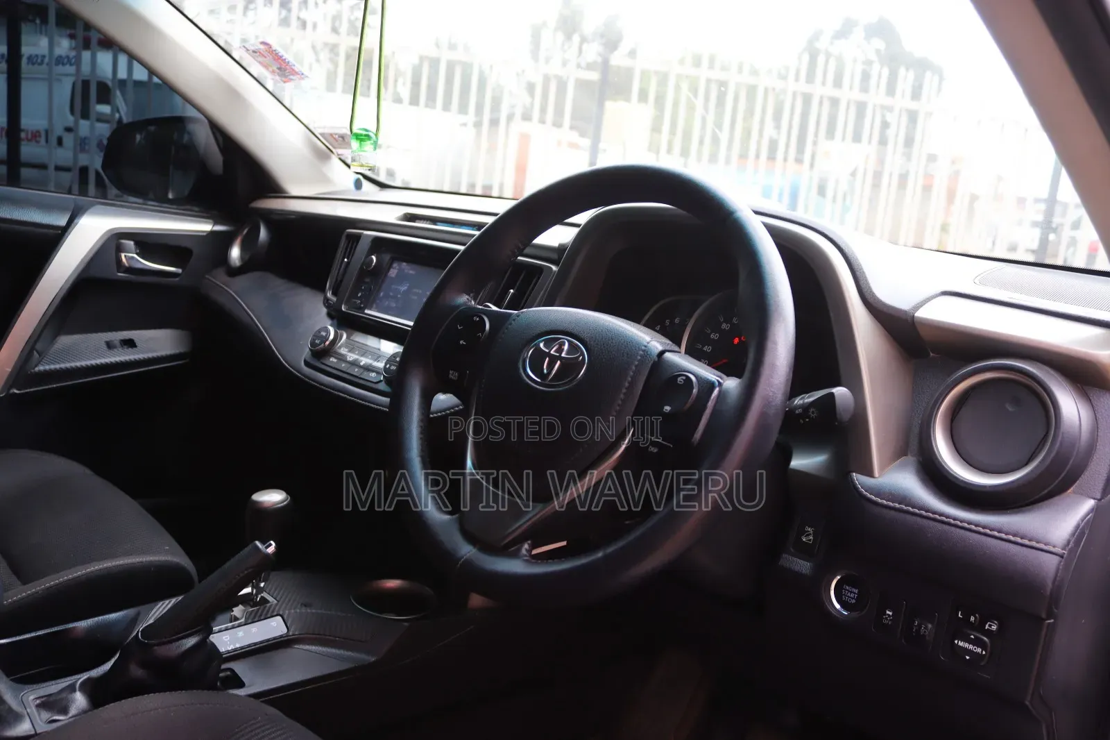 Toyota RAV4 Limited 4dr SUV AWD (2.5L 4cyl 6A) 2014 Silver