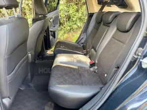 Honda Fit Shuttle 2018 Blue