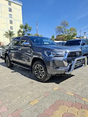 Toyota Hilux 2.8 Diesel 2020 Gray