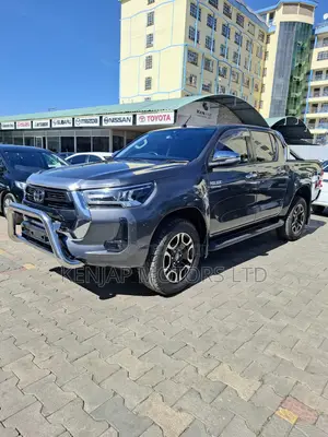 Toyota Hilux 2.8 Diesel 2020 Gray