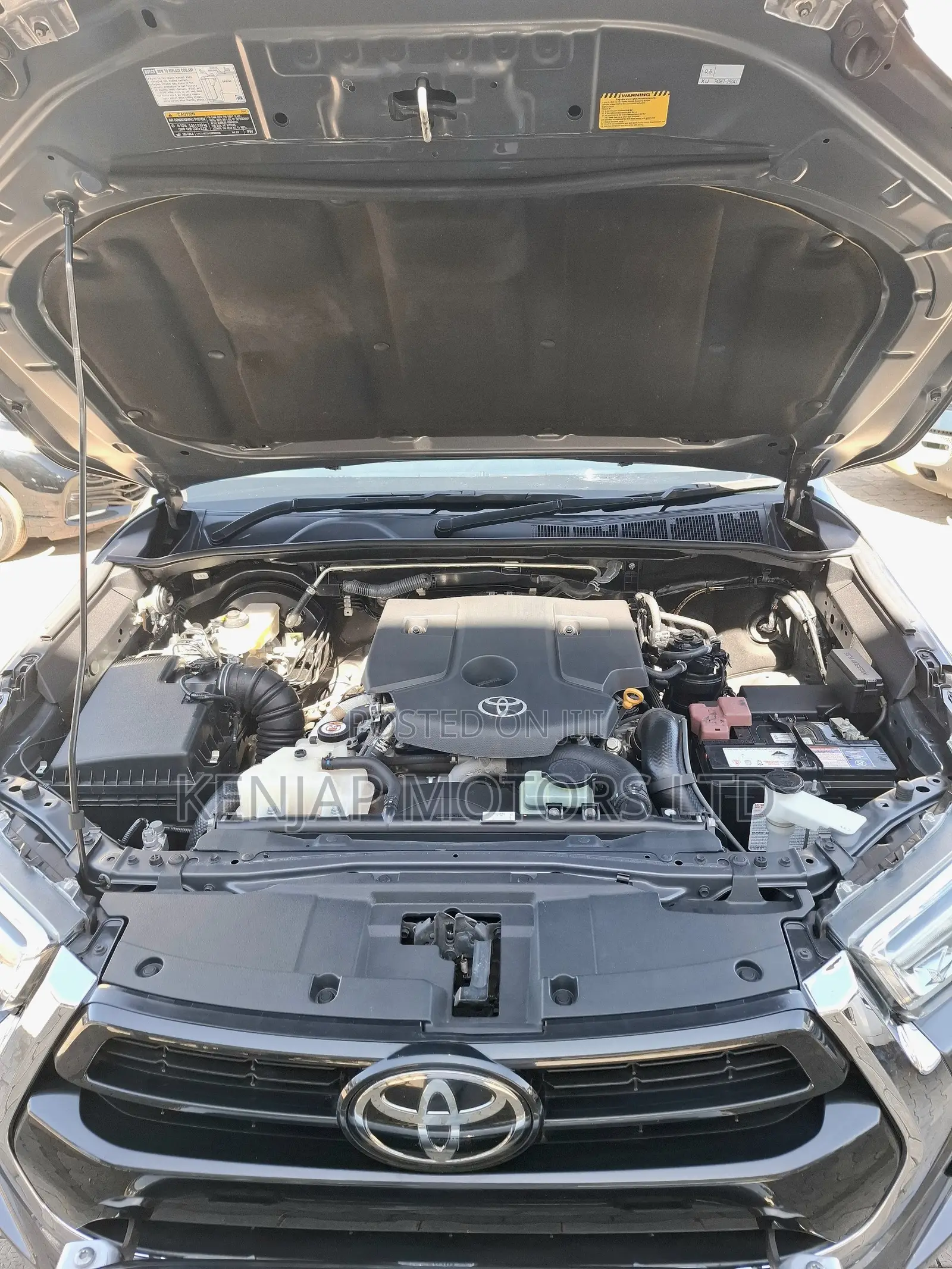 Toyota Hilux 2.8 Diesel 2020 Gray