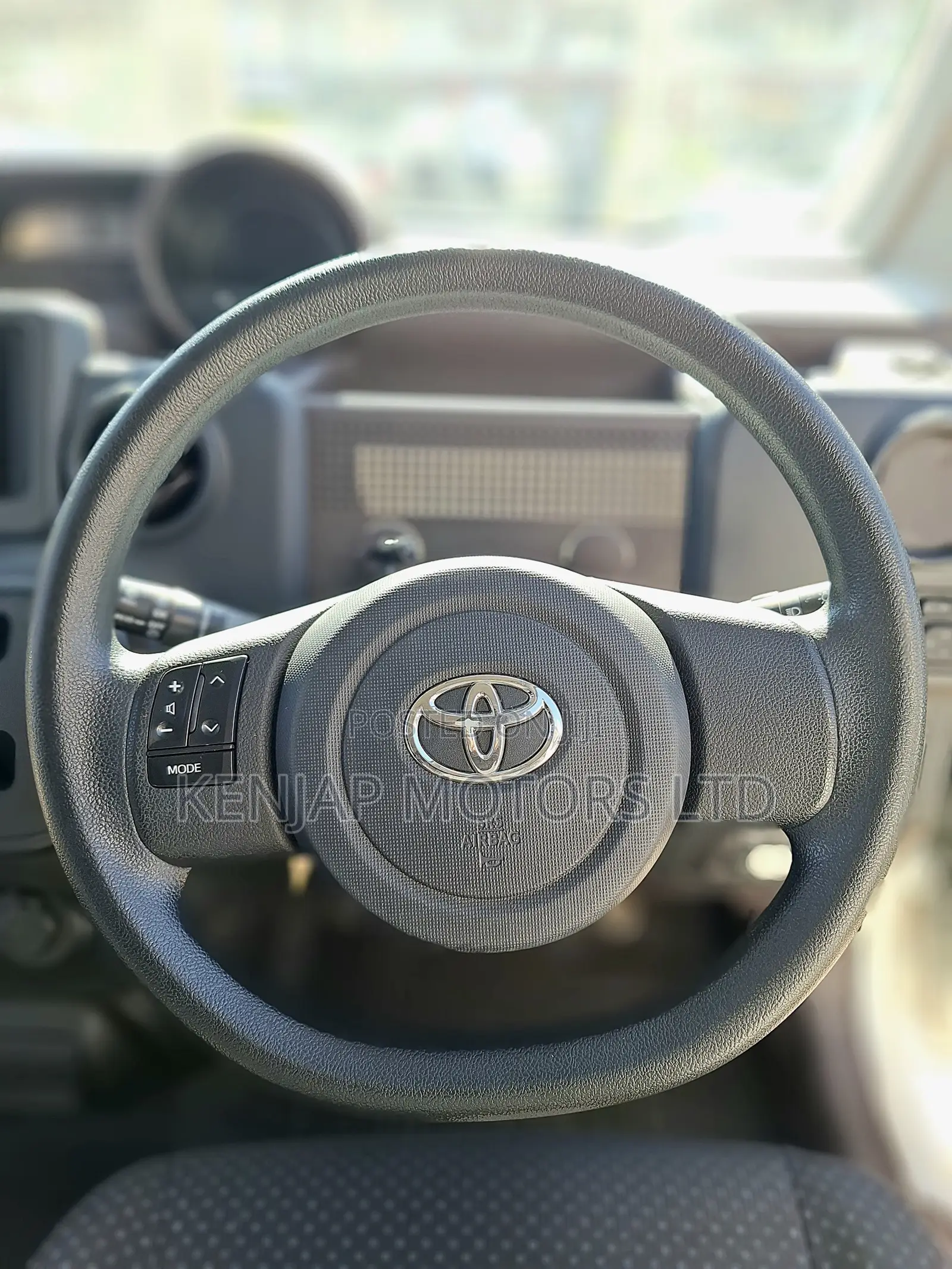 Toyota Porte 2019 White