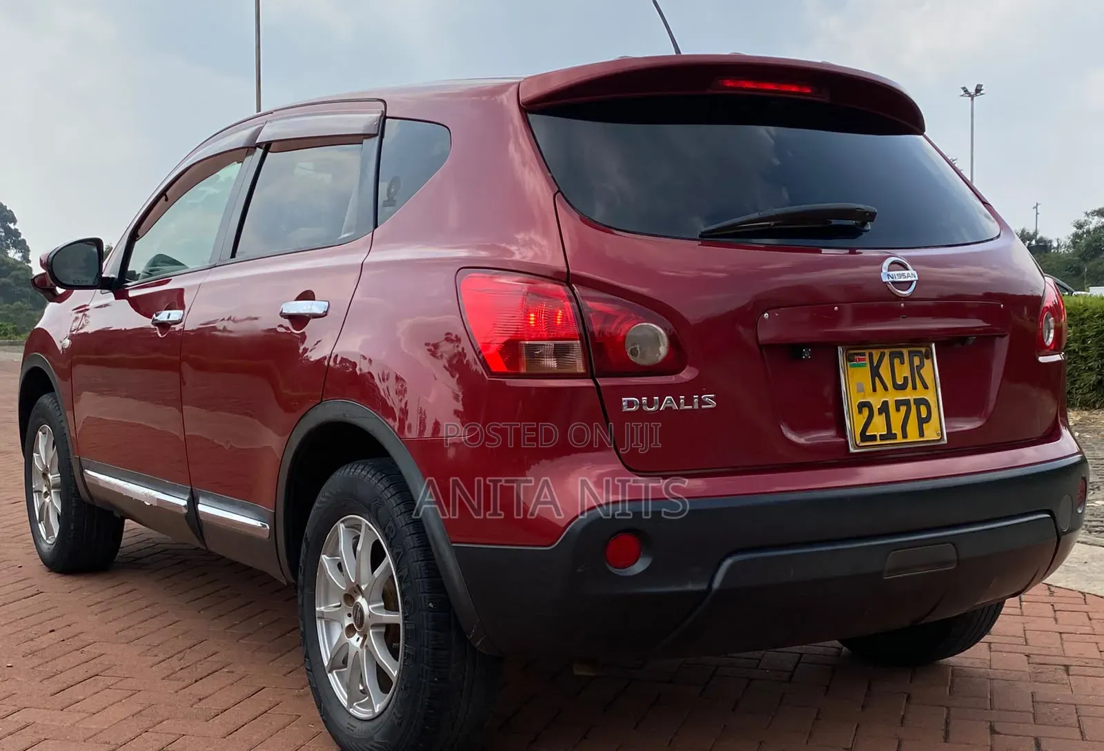 Nissan Dualis 2011 Red