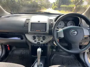 Nissan Note 1.6 Petrol 2012 Silver