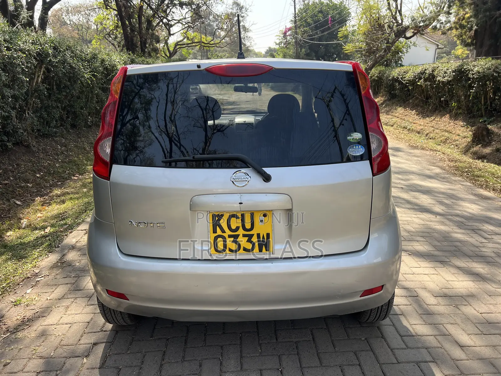 Nissan Note 1.6 Petrol 2012 Silver