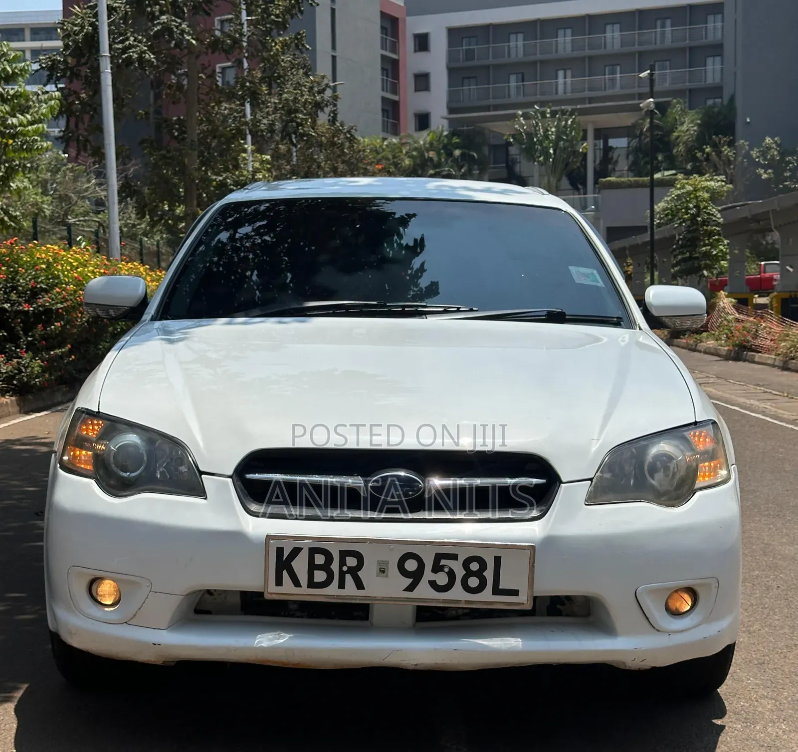 Subaru Legacy 2005 White