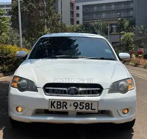 Subaru Legacy 2005 White