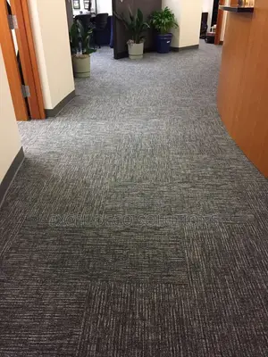 Soundproof Floor Tiles – Noise-Reducing Office Carpet Blocks