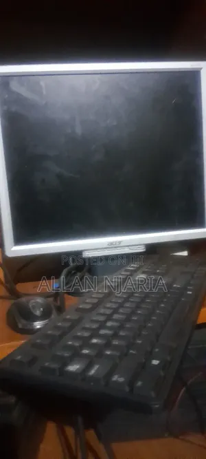 Desktop Computer Microsoft 8GB Intel Core 3 HDD 250GB