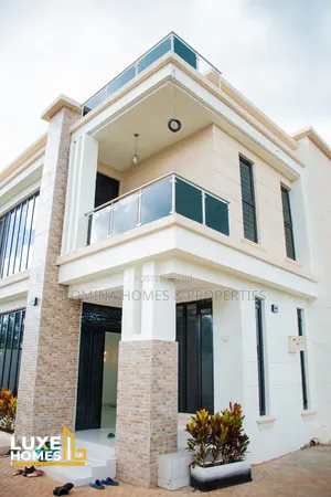 4bdrm Maisonette in Neema Court, Kamakis for sale