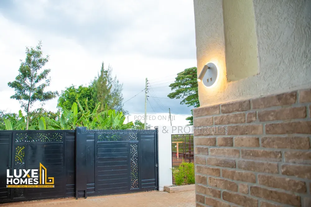 4bdrm Maisonette in Neema Court, Kamakis for sale