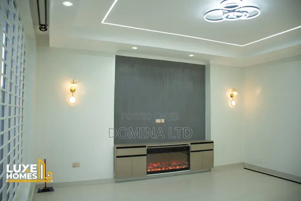 4bdrm Maisonette in Neema Court, Kamakis for sale