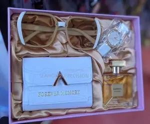 Ladies’ 5-in-1 Fashion Gift Set – Watch, Wallet, Glasses & Perfume