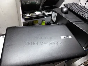 Laptop Acer Extensa 2511 4GB Intel Core i5 HDD 500GB