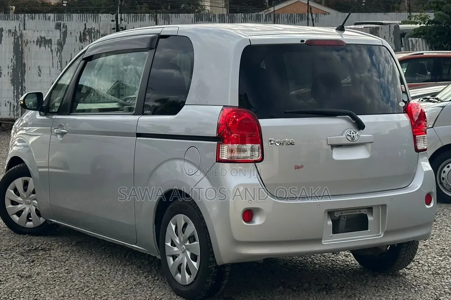 Toyota Porte 2019 White