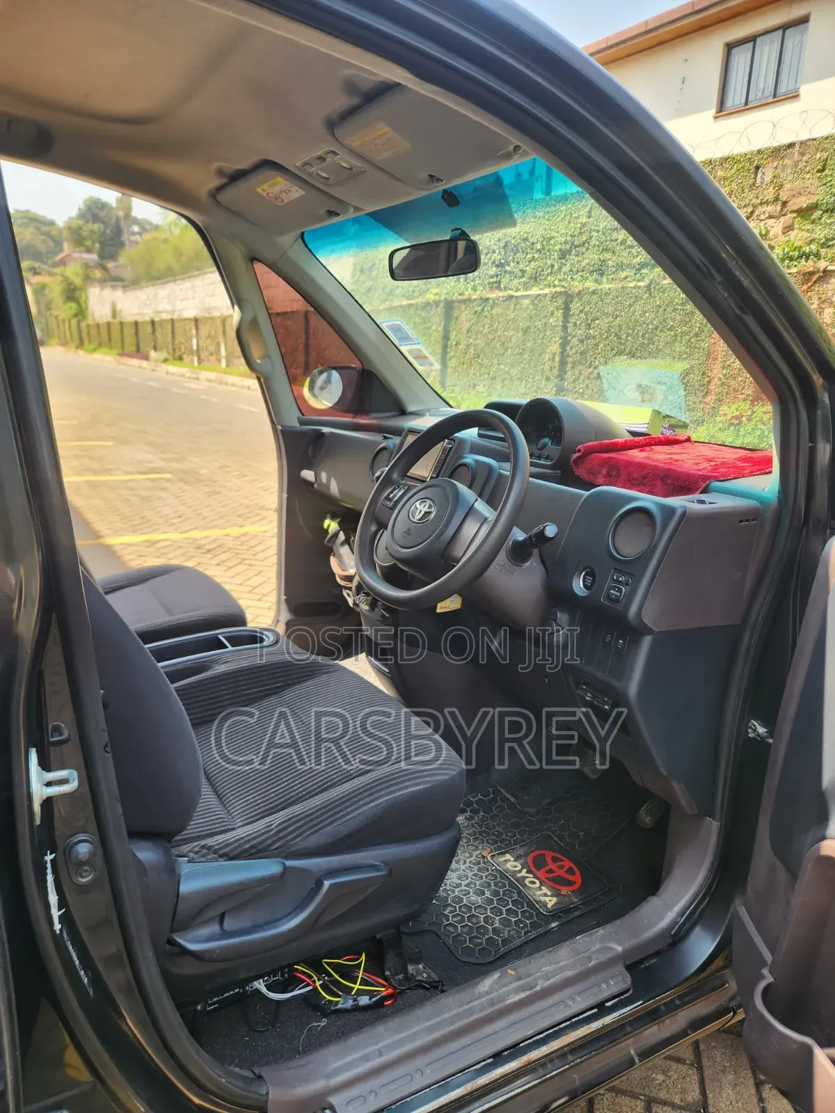 Toyota Porte 1.5 FWD 2014 Black