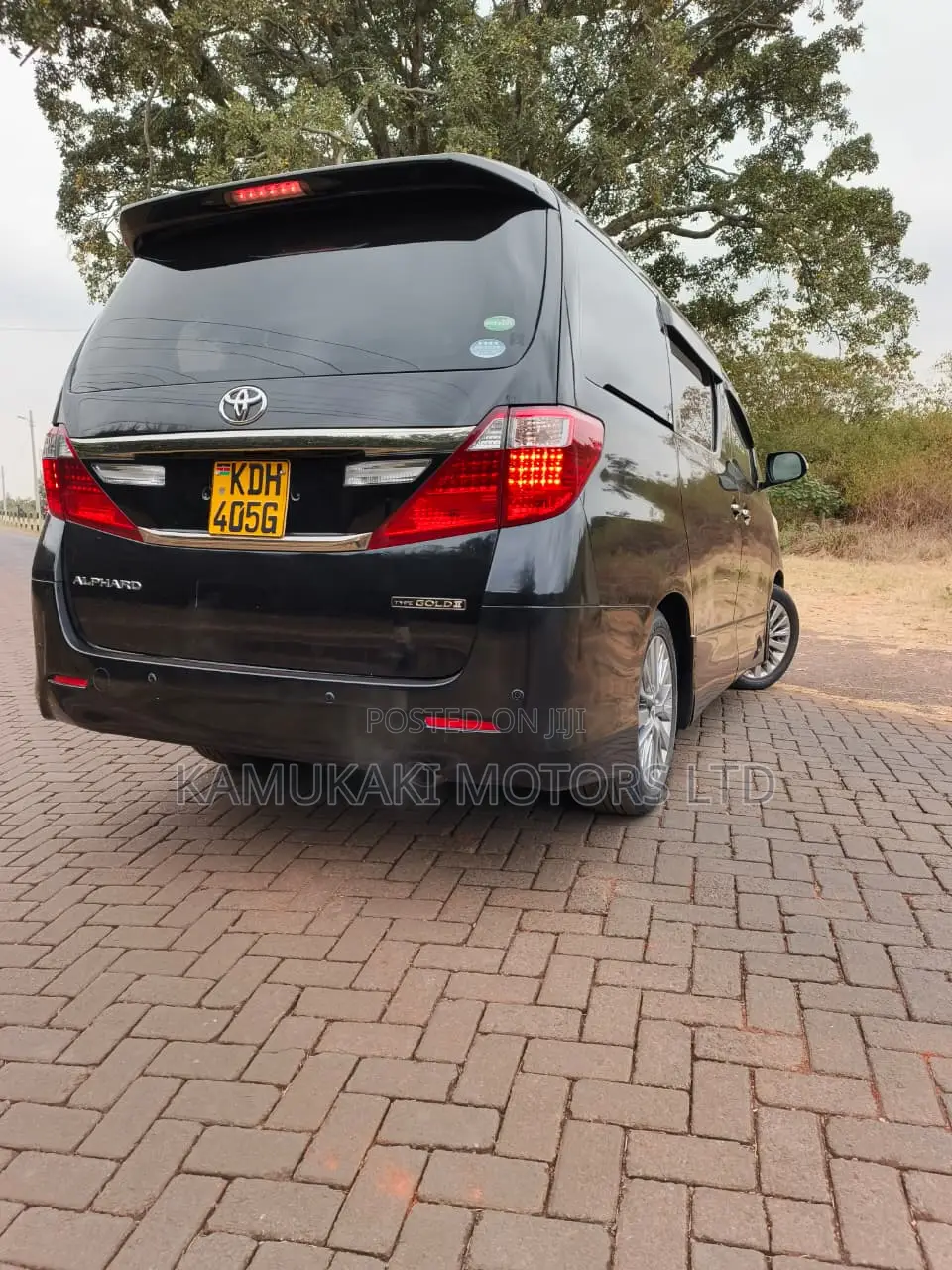 Toyota Alphard 2.4 Petrol FWD 2014 Black