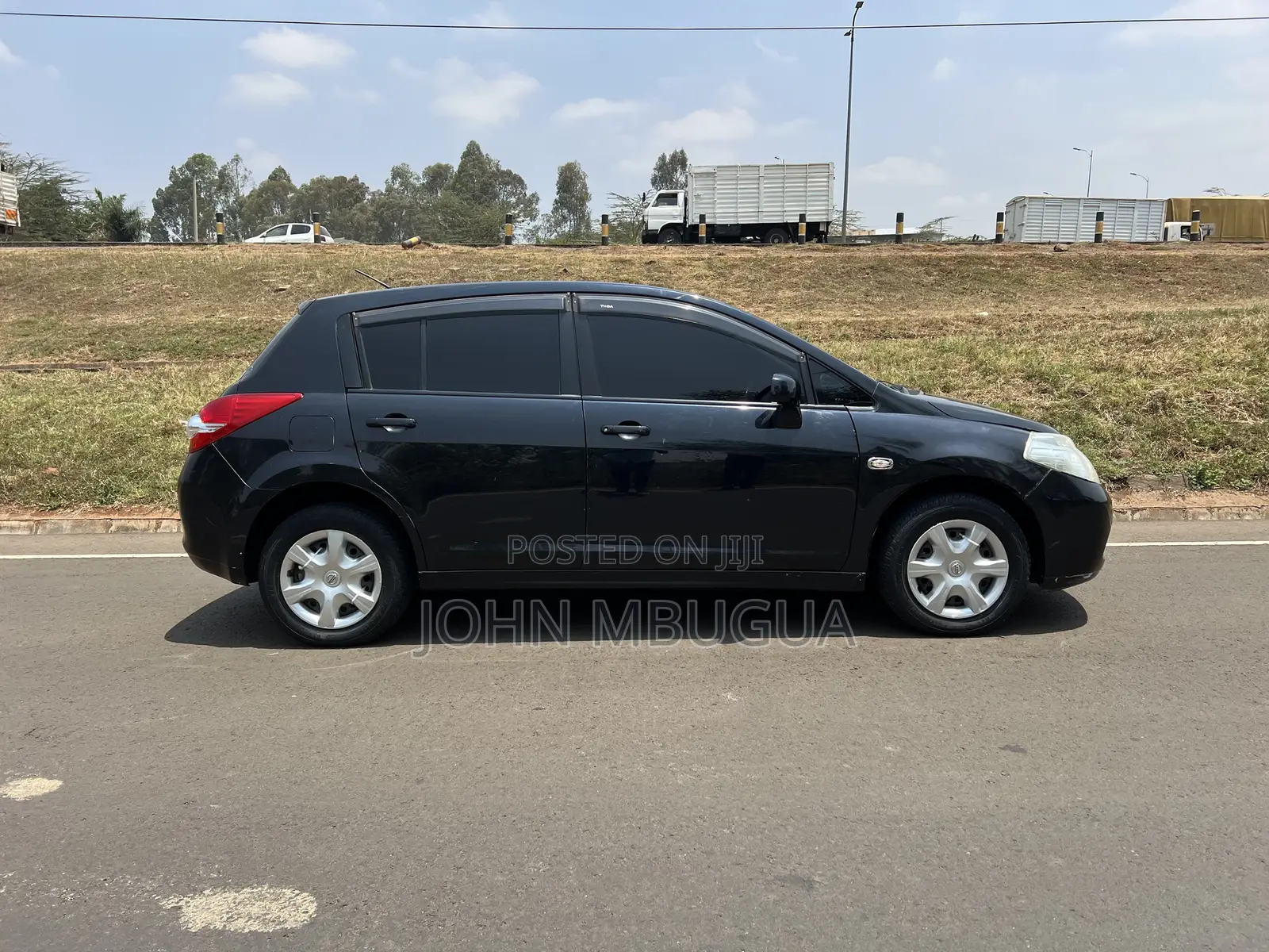 Nissan Tiida 1.5L 16V 2012 Black