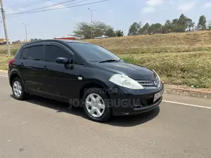 Nissan Tiida 1.5L 16V 2012 Black