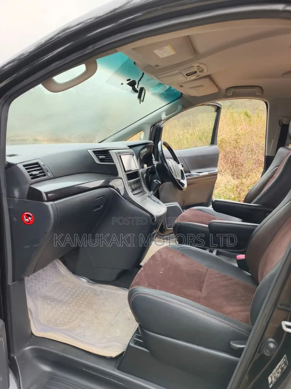 Toyota Alphard 2.4 Petrol FWD 2014 Black