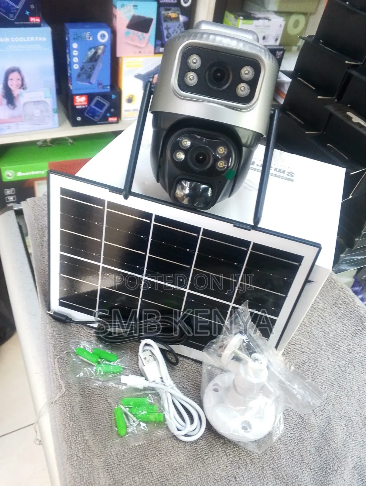 V380 Pro WiFi 4G CCTV Ai Solar Network Camera