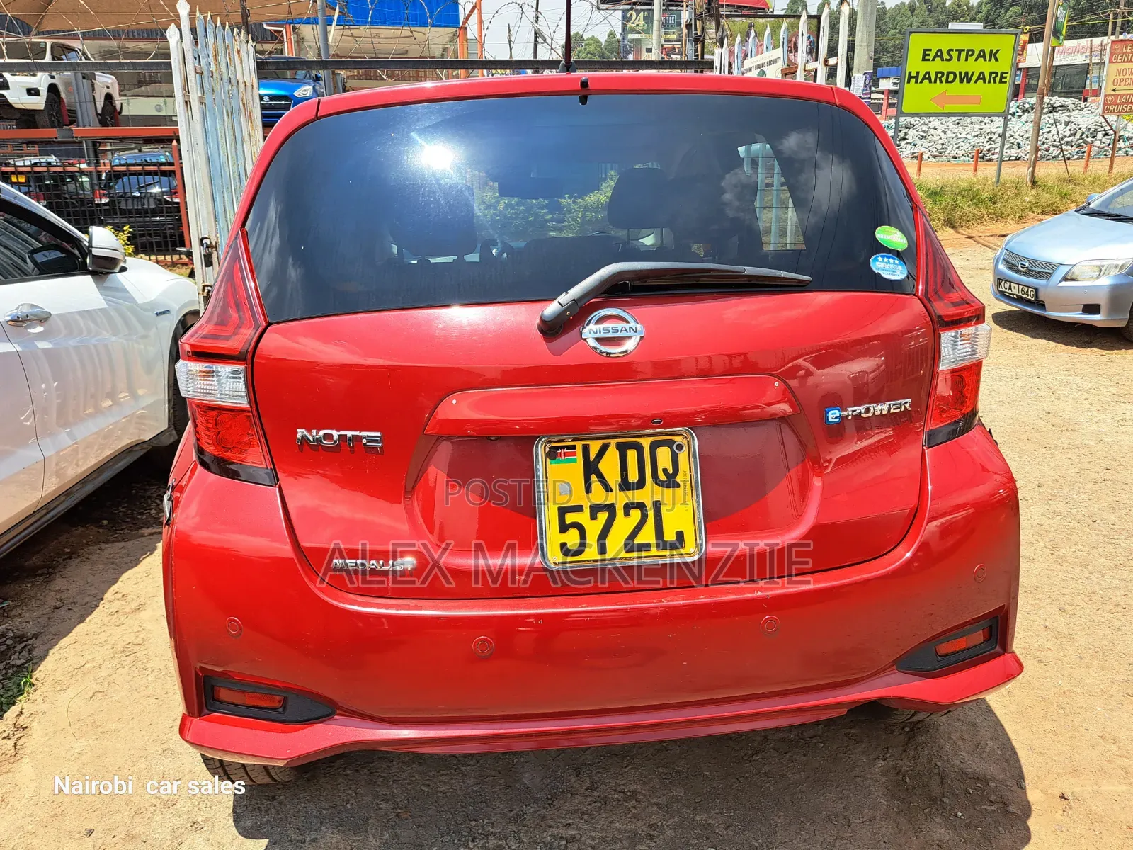 Nissan Note 2016 Red