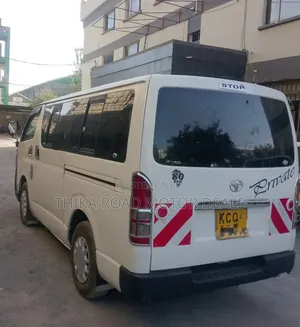 Toyota HiAce 2012 White