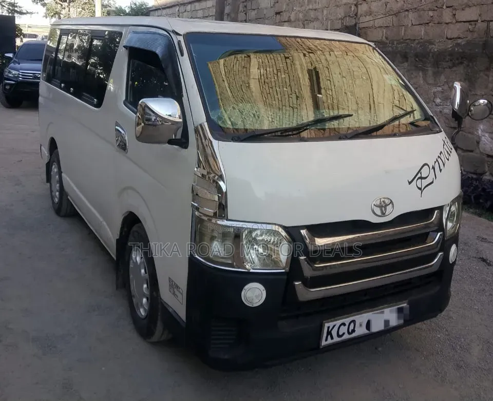Toyota HiAce 2012 White
