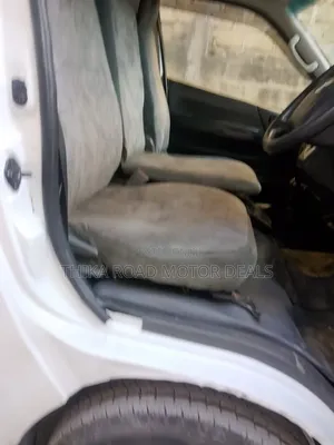 Toyota HiAce 2012 White