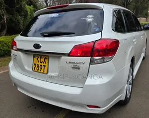 Subaru Outback 2012 White