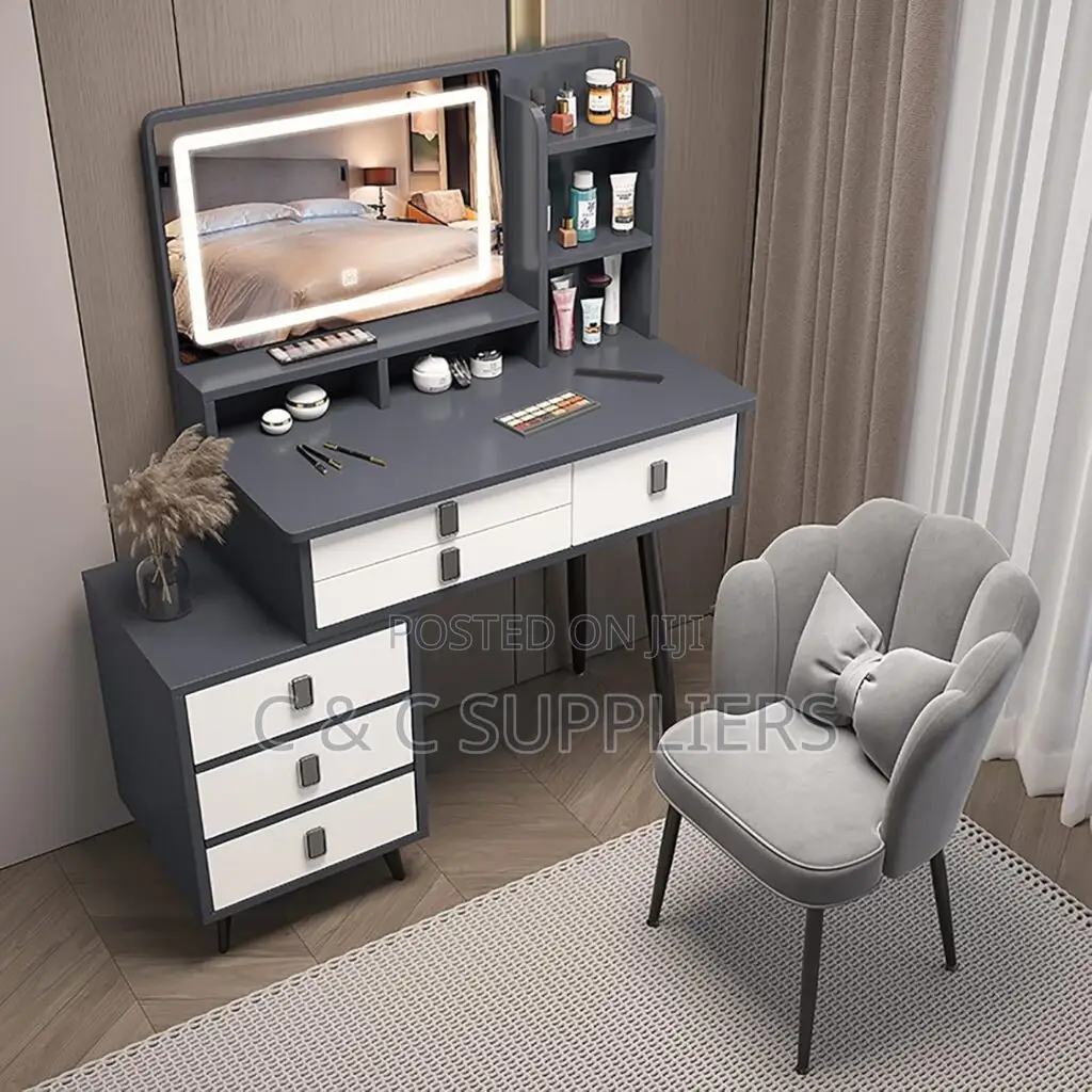 Modern Home Vanity Make Up Table.